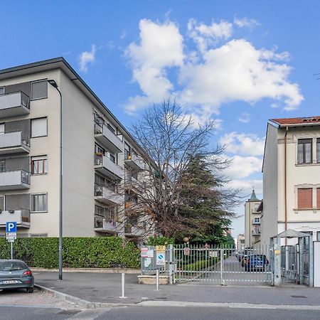 Rog27-Large Apartment With Transport Close To Home- Milan Exterior photo
