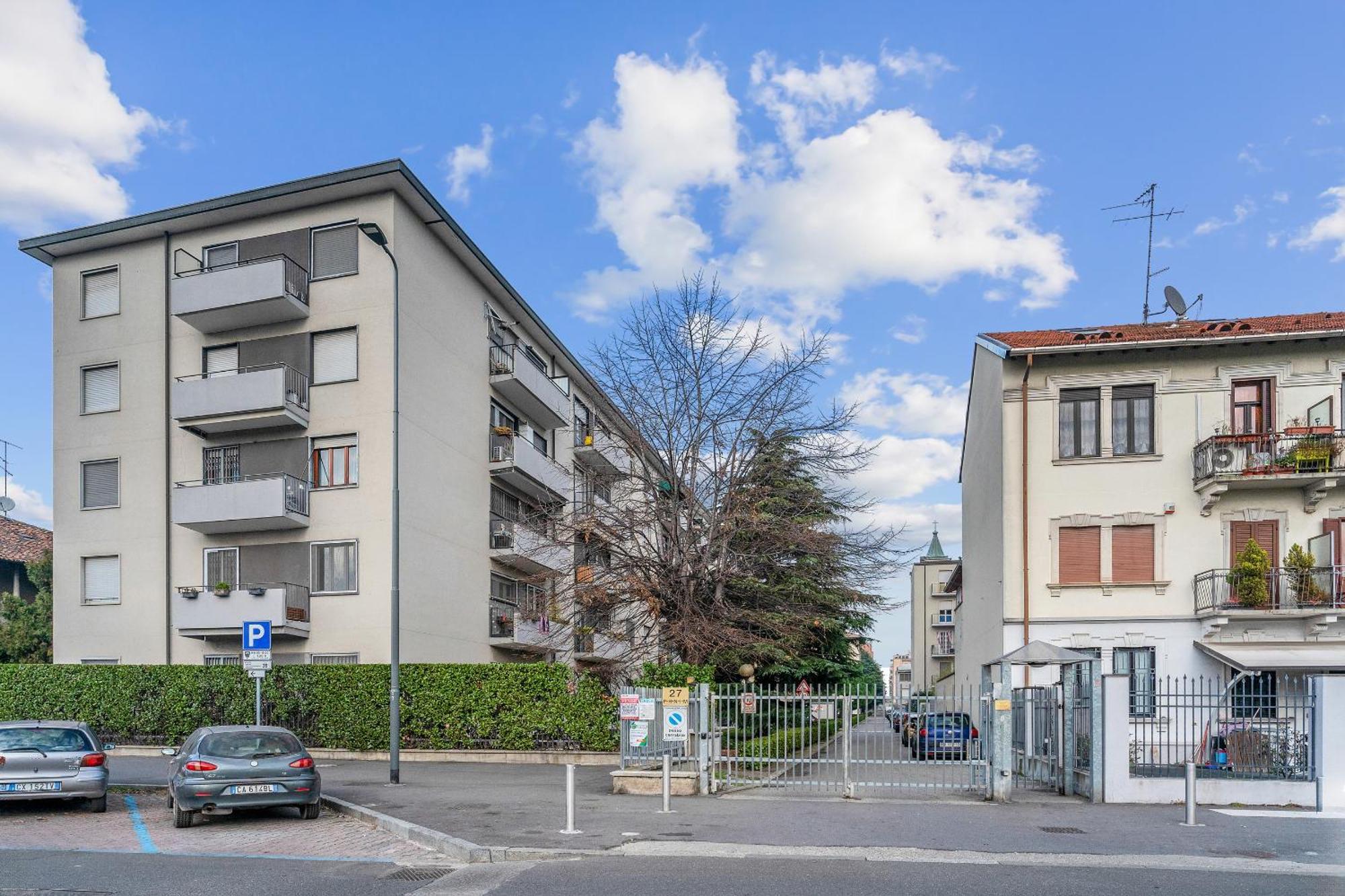 Rog27-Large Apartment With Transport Close To Home- Milan Exterior photo